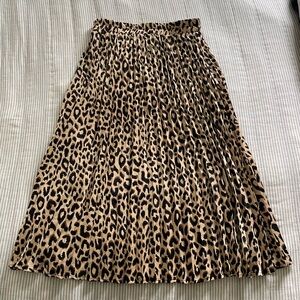 Sadie & love Leopard Print Pleated Skirt